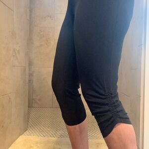 Chico's Black Capri Cropped Pants with Ruched Detail